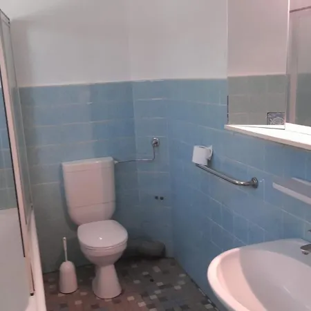 Mikos Apartment *